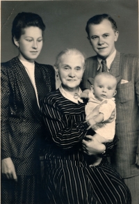 Igor Froněk with his grandmother and parents 1946