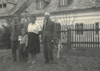 Helga Bláhová with her parents, brother and grandfather from her mother's side