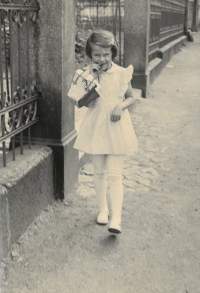 Helga Bláhová in the first grade