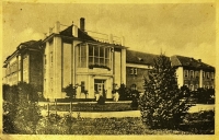 Postcard with a photo of the hospital in Uherské Hradiště, sent by Ludmila Holbová's sick mother to her father with birthday wishes.
See the text quotation in the story.
